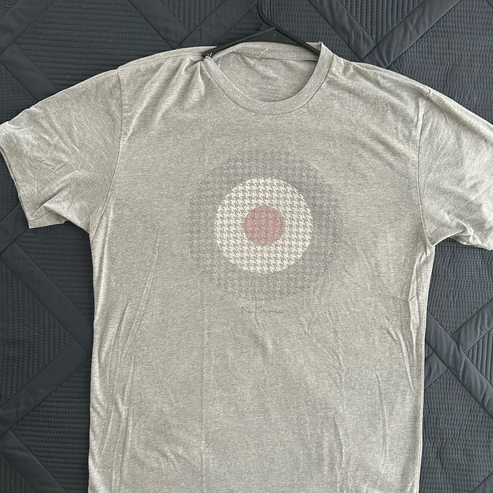 Gray Graphic T-Shirt with Red and White Design